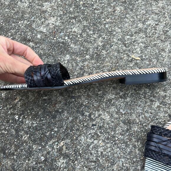 Banana Republic Flat Sandals Size 9.5 - Picture 4 of 6